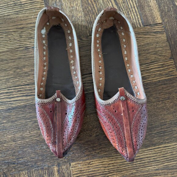 Handmade Leather Shoes - Picture 2 of 5